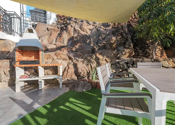 بيت للعطل Sotileza - Private Pool & Garden